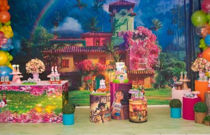 Decoração Encanto buffet infantil em BH