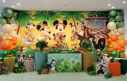 Decoração Mickey Safari buffet infantil em BH