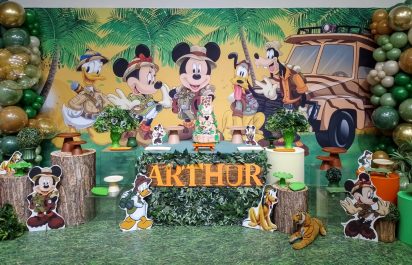 Decoração Mickey Safari