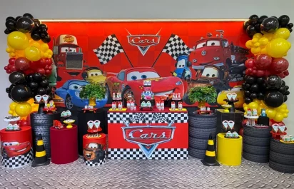 decoração carros buffet infantil em BH